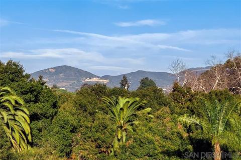986 Bel Air Dr E, Vista, CA 92084 photo 3