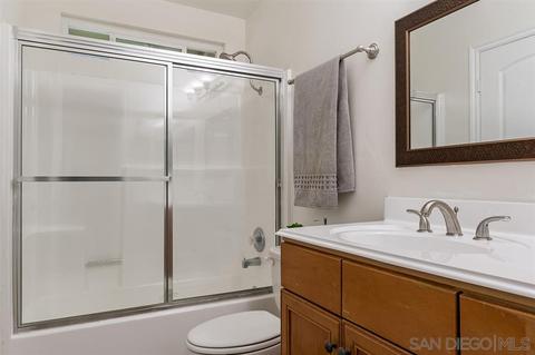 180 Avenida Descanso #J, Oceanside, CA 92057 photo 16