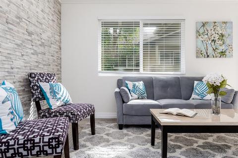 180 Avenida Descanso #J, Oceanside, CA 92057 photo 3