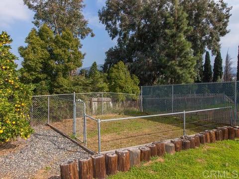 646 Cortez Ave, Vista, CA 92084 photo 21