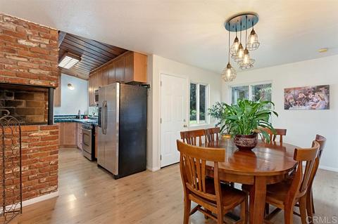 1153 Thomas Way, Escondido, CA 92027 photo 6