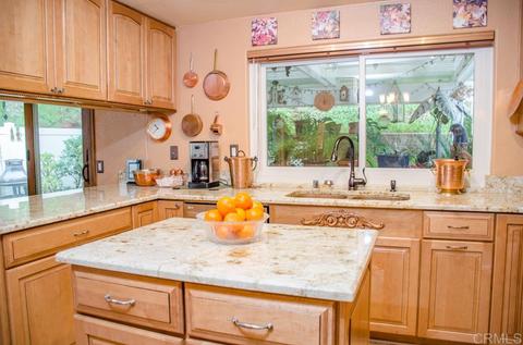 1875 Tavern Ct, Alpine, CA 91901 photo 3