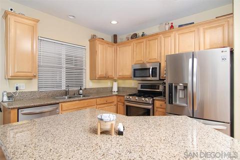 8727 Glen Oaks Way, Santee, CA 92071 photo 5