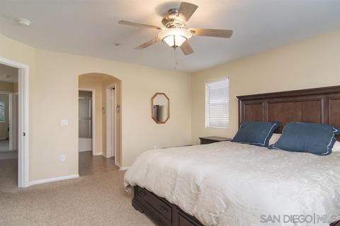 8727 Glen Oaks Way, Santee, CA 92071 photo 11