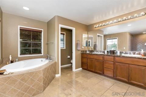 1090 Meridian Ct, Oceanside, CA 92057 photo 20