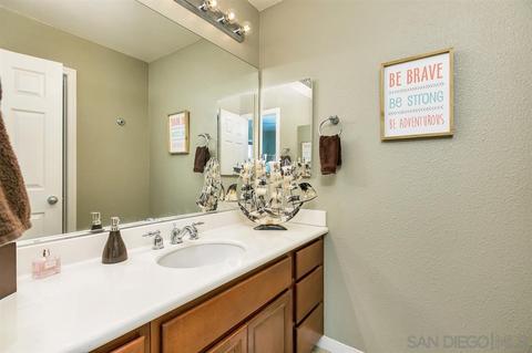 1090 Meridian Ct, Oceanside, CA 92057 photo 17