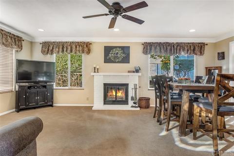 943 Elder St, Fallbrook, CA 92028 photo 5