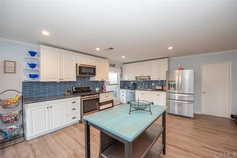 1542 E Msn, Escondido, CA 92027 photo 5