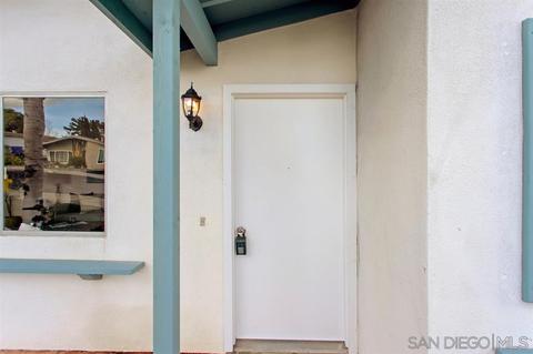 3567 Santa Maria St, Oceanside, CA 92056 photo 4