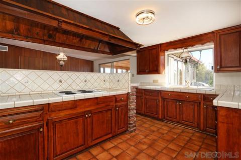 1836 Watson Way, Vista, CA 92083 photo 9