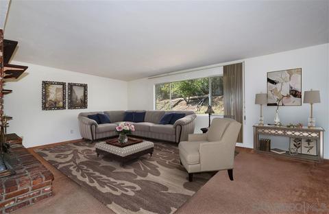 1836 Watson Way, Vista, CA 92083 photo 3