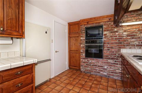 1836 Watson Way, Vista, CA 92083 photo 8