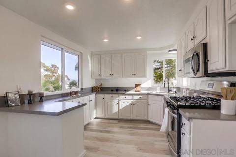 566 Hoover, Oceanside, CA 92054 photo 10
