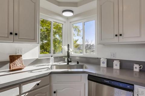 566 Hoover, Oceanside, CA 92054 photo 12