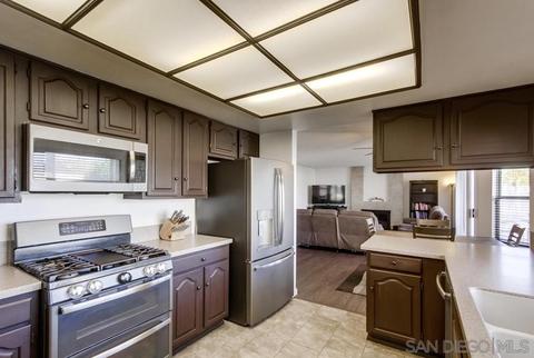 2325 Wind River Rd, El Cajon, CA 92019 photo 9
