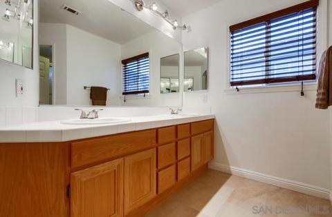 29722 Platanus Dr, Escondido, CA 92026 photo 8