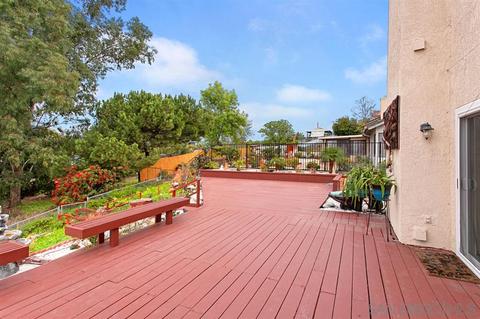 1370 Clear Crest Cir, Vista, CA 92084 photo 16