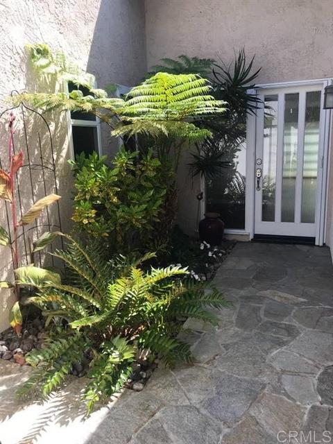 3717 Ginger Way, Oceanside, CA 92057 photo 2
