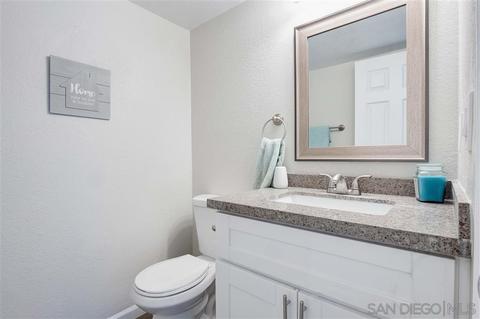 1732 Avenida Segovia, Oceanside, CA 92056 photo 2