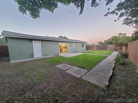 8107 Cameron Dr, Spring Valley, CA 91977 photo 17