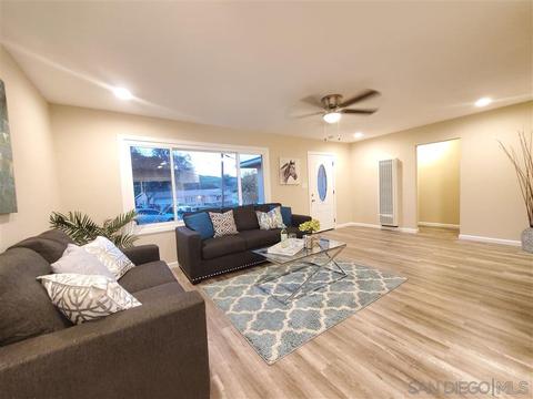 8107 Cameron Dr, Spring Valley, CA 91977 photo 2