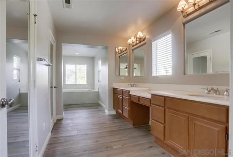 377 Edgewater Dr, San Marcos, CA 92078 photo 14