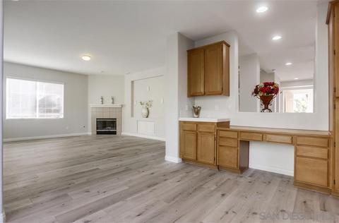 377 Edgewater Dr, San Marcos, CA 92078 photo 10
