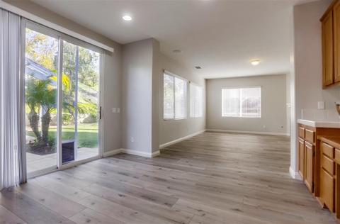 377 Edgewater Dr, San Marcos, CA 92078 photo 9