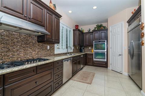 1142 Village Dr, Oceanside, CA 92057 photo 5