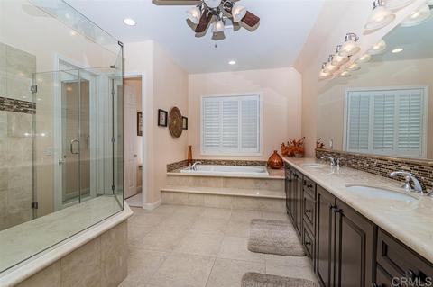 1142 Village Dr, Oceanside, CA 92057 photo 10
