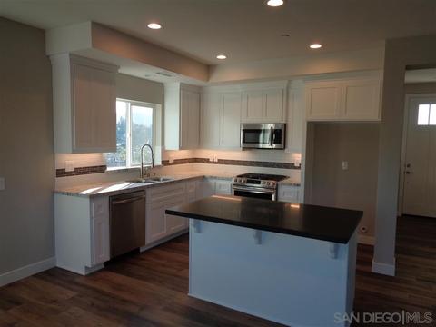9453 Janet Ln, Lakeside, CA 92040 photo 3