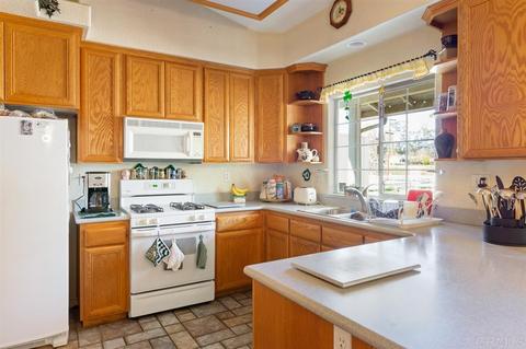 2220 Montecito Rd, Ramona, CA 92065 photo 4