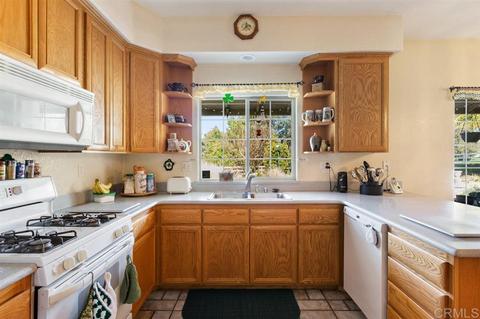 2220 Montecito Rd, Ramona, CA 92065 photo 5