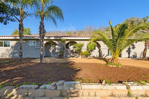 696 Amigos Rd, Ramona, CA 92065 photo 2