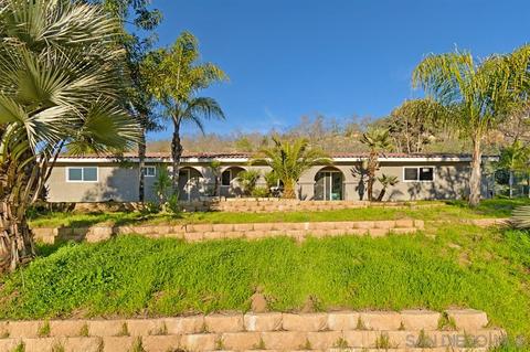 696 Amigos Rd, Ramona, CA 92065 photo 1