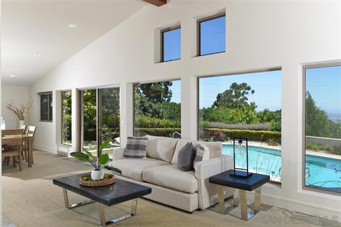 1740 Colgate Cir, La Jolla, CA 92037 photo 13