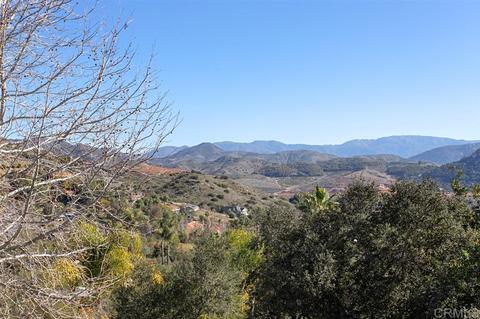 2657 Daisy Ln, Fallbrook, CA 92028 photo 3
