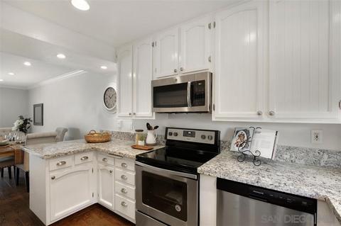 155 Village Green Rd, Encinitas, CA 92024 photo 10