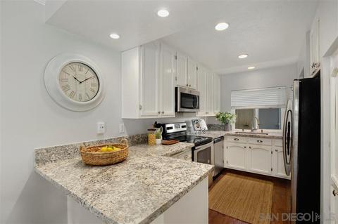 155 Village Green Rd, Encinitas, CA 92024 photo 8