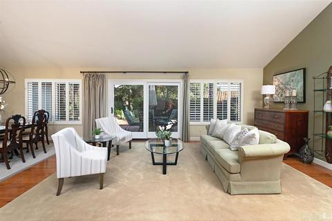 2832 Pasatiempo Gln, Escondido, CA 92025 photo 5