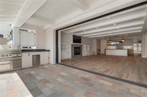 1117 9th St, Coronado, CA 92118 photo 2
