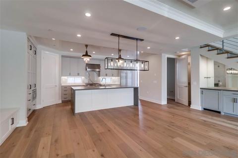 1117 9th St, Coronado, CA 92118 photo 4
