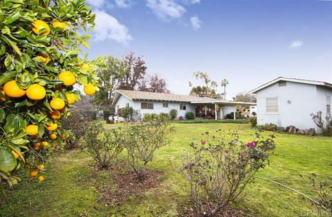 692 Barsby, Vista, CA 92084 photo 17