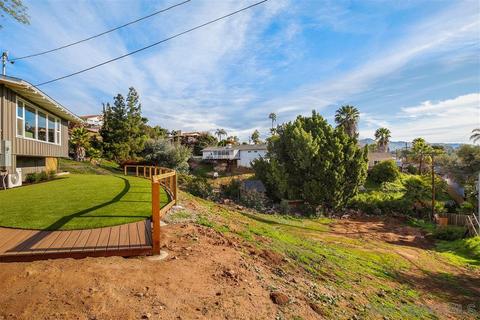 822 Smith Dr, Vista, CA 92084 photo 22