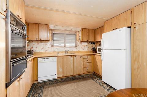 230 Bluebird Ln, Oceanside, CA 92057 photo 8