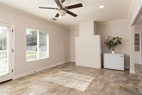 105 E Noakes St, El Cajon, CA 92019 photo 15