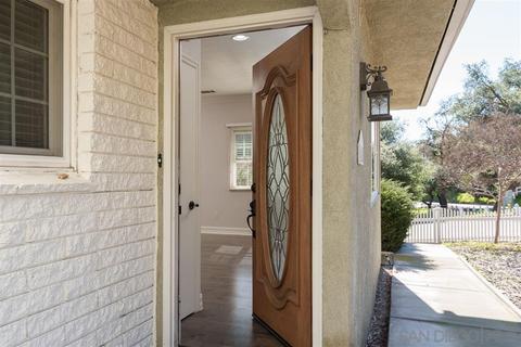105 E Noakes St, El Cajon, CA 92019 photo 3