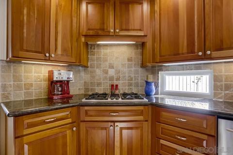 2225 Willowbrook St, Escondido, CA 92029 photo 7