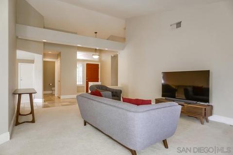 2225 Willowbrook St, Escondido, CA 92029 photo 3