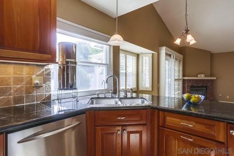 2225 Willowbrook St, Escondido, CA 92029 photo 9